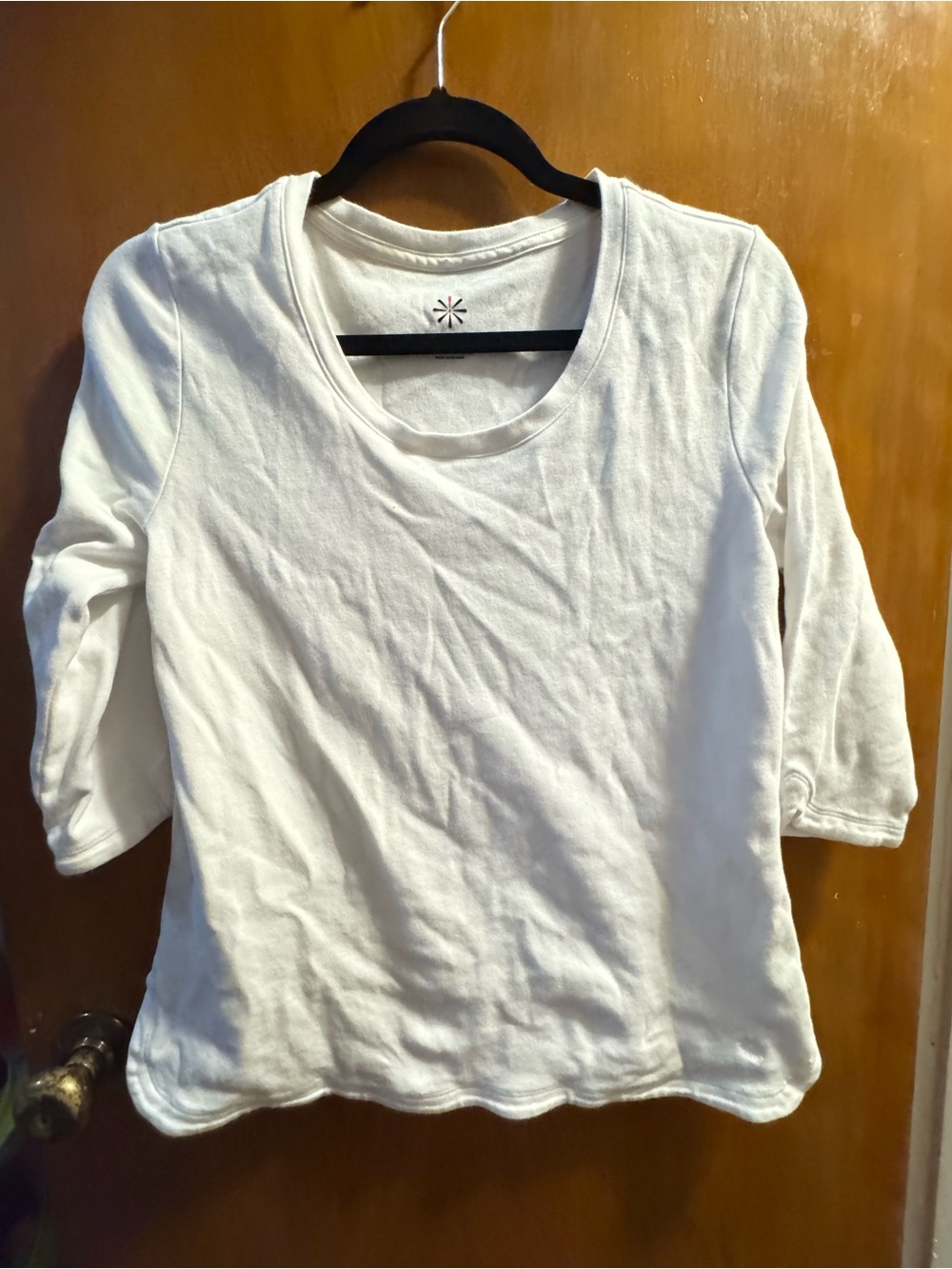 Isaac Mizrahi White Scoop Neck Long Sleeve Tee